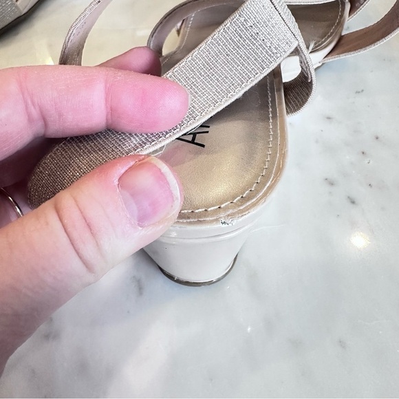 Anne Klein Blessings Wedge Blush Cream Sparkle Comfort Sandal Women's Size 9 - Picture 8 of 8